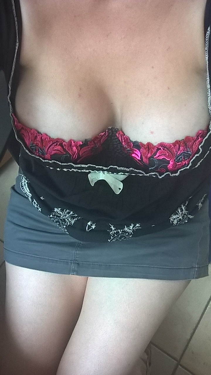 Photo amateur n°2828 — Brigitte la Salope