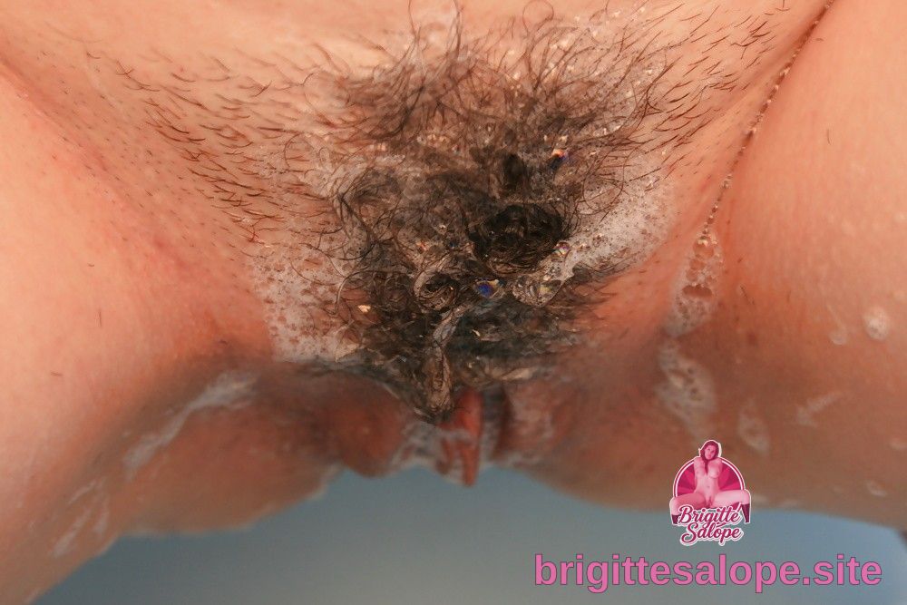 Vue close du pubis avec poils et peau humaine — Brigitte la Salope