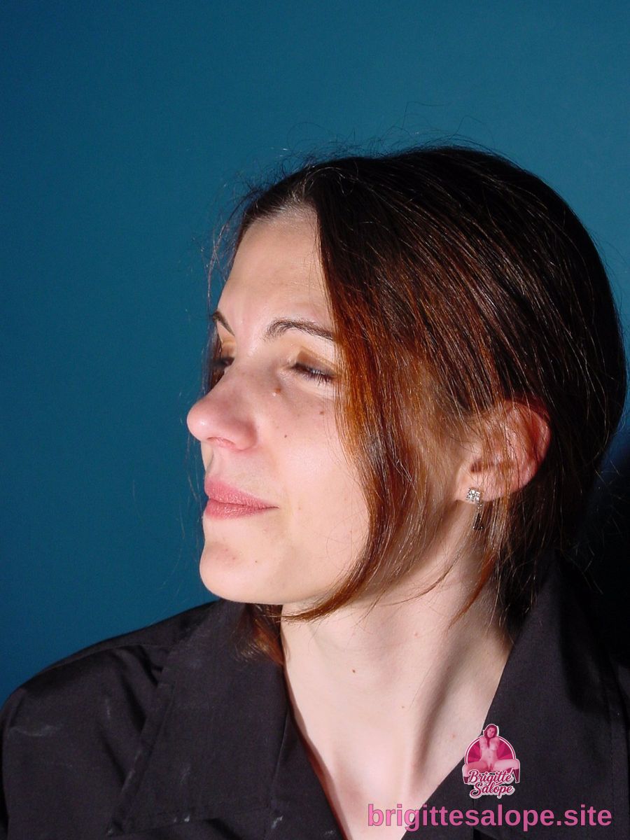 Portrait en profils — Brigitte la Salope