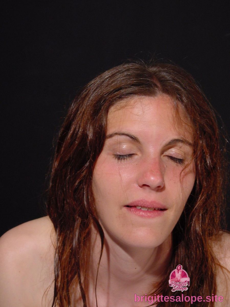 Portrait intime (photo 1162) — Brigitte la Salope
