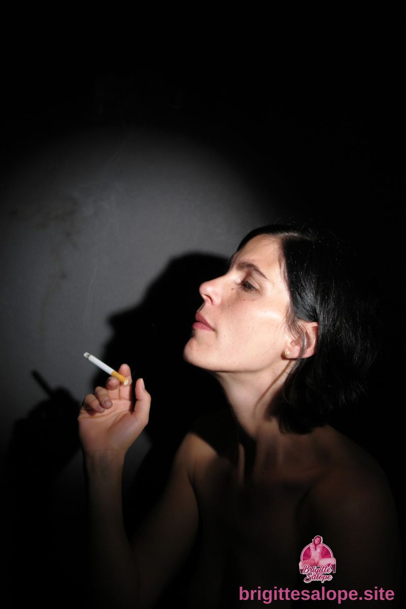 Portrait de nuit — Brigitte la Salope