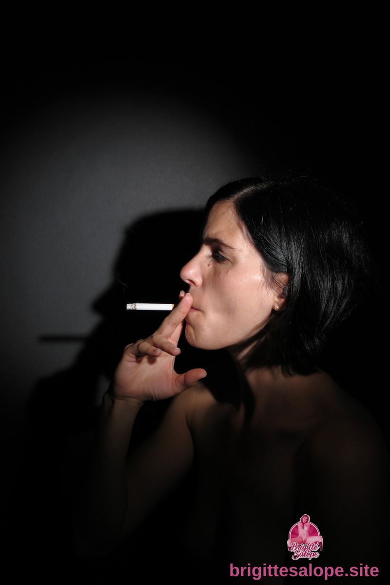 Portrait nocturne (photo 1536) — Brigitte la Salope