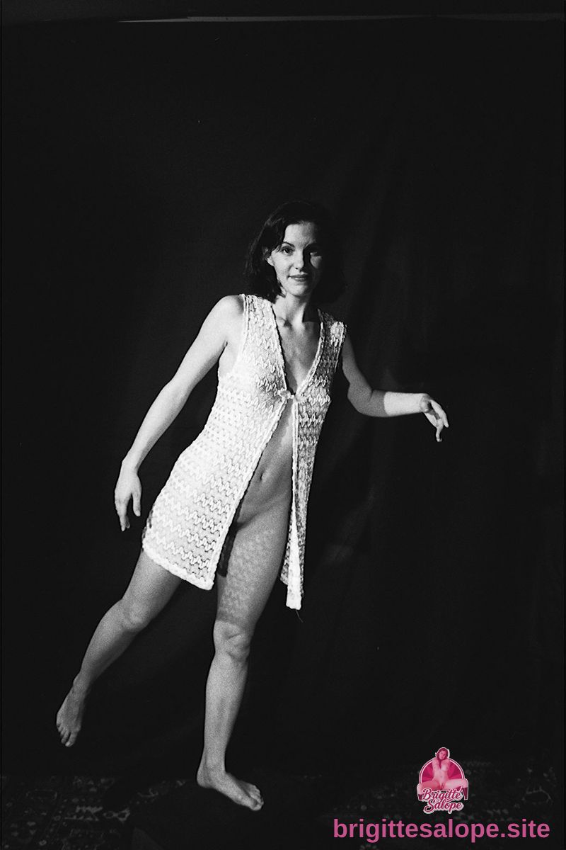 Dance nocturne (photo 2459) — Brigitte la Salope