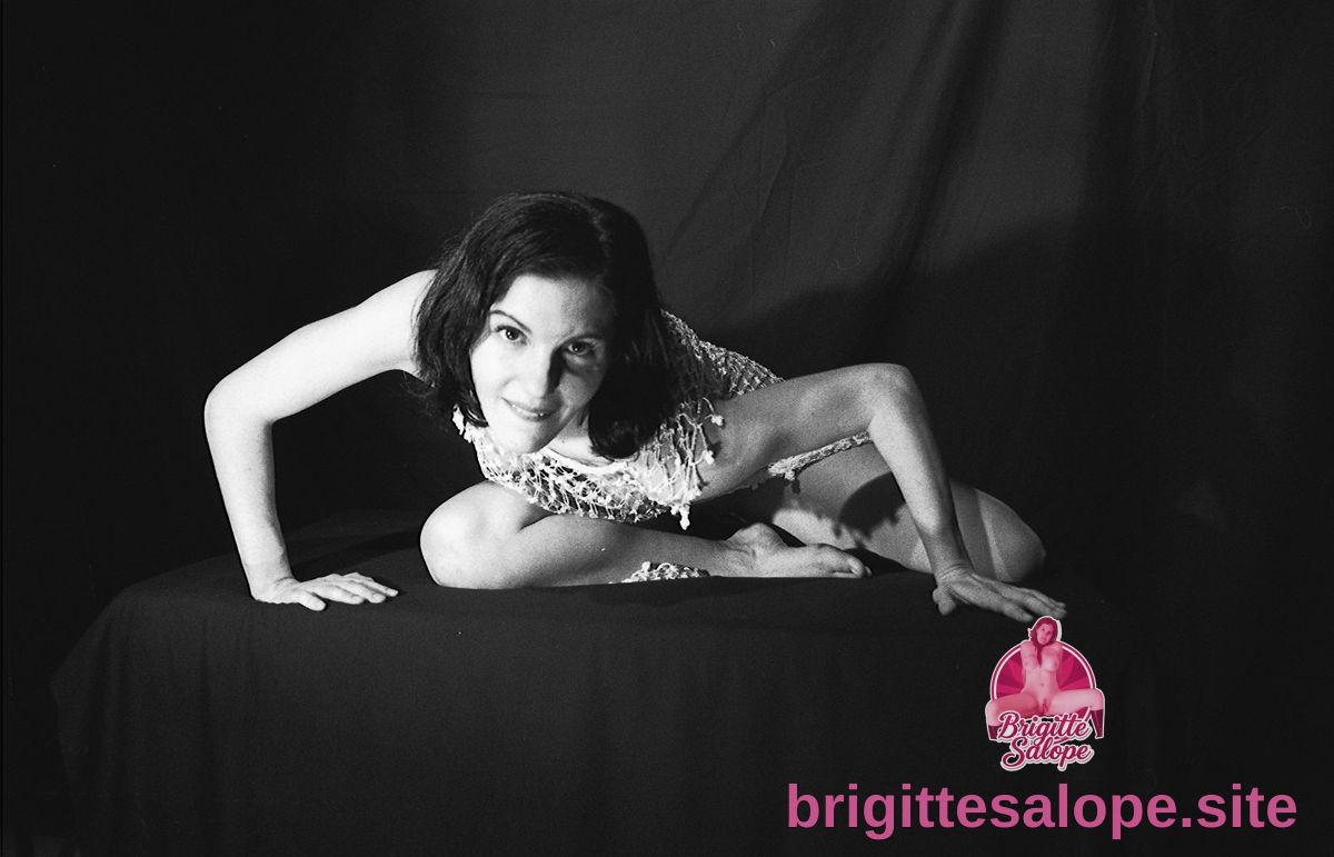 Portrait noir et blanc (photo 2498) — Brigitte la Salope
