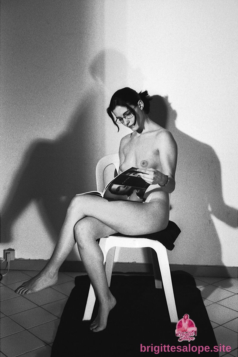 Nu en noir et blanc (photo 2571) — Brigitte la Salope