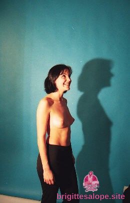 Portrait de femme topless — Brigitte la Salope
